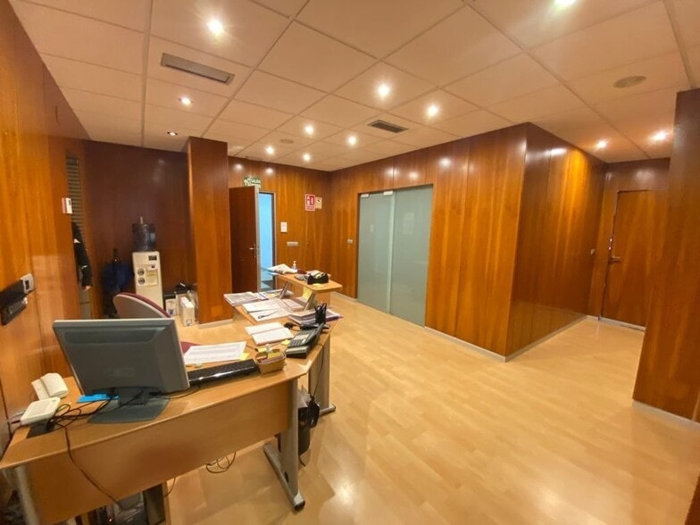 Oficina en Ponferrada, León en venta - Foto del edificio - Imagen 3 de 10