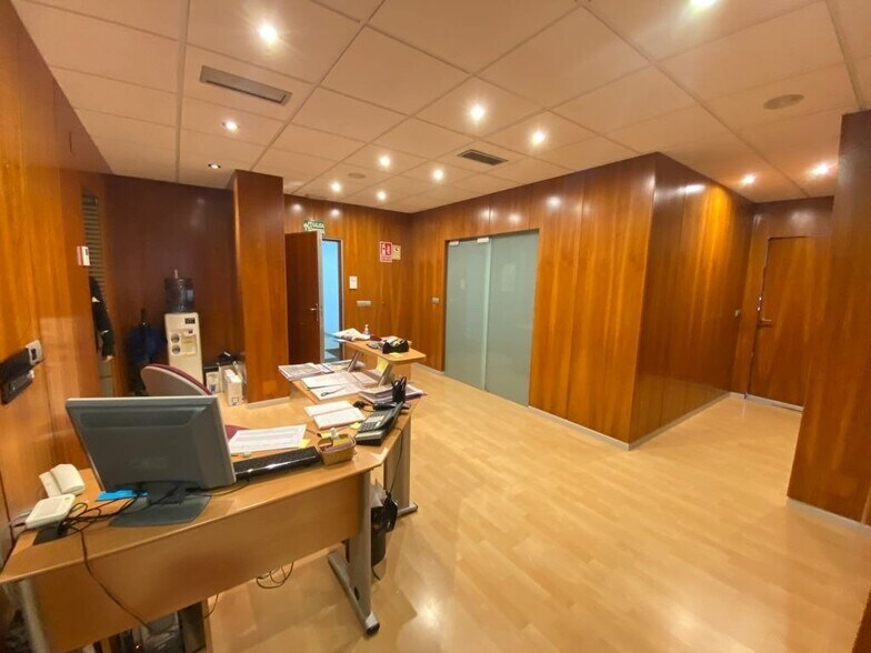 Oficina en Ponferrada, León en venta - Foto del edificio - Imagen 3 de 10