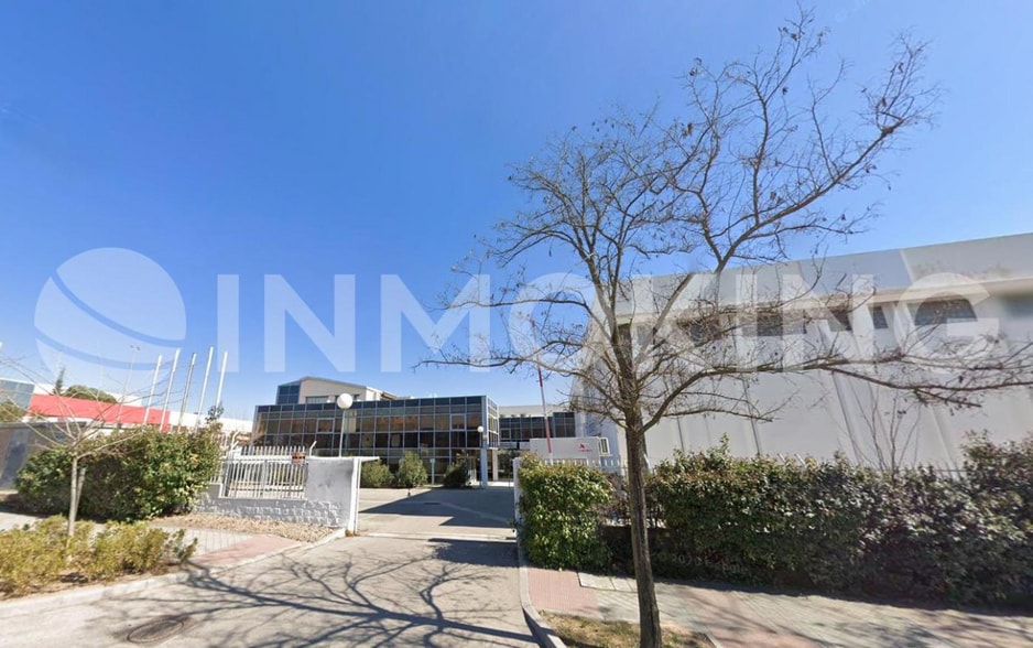Nave en Tres Cantos, Madrid en venta - Foto del edificio - Imagen 3 de 11