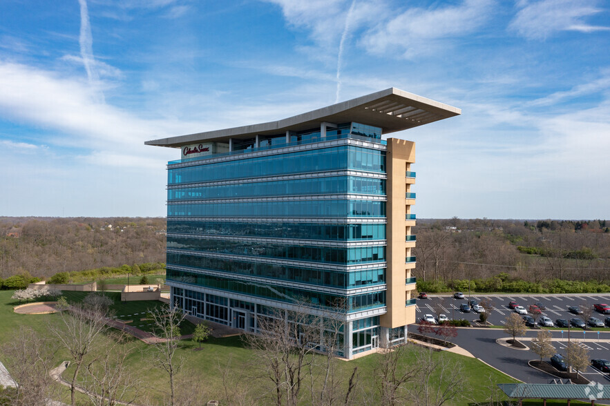 740 Centre View Blvd, Crestview Hills, KY en alquiler - Foto del edificio - Imagen 3 de 13