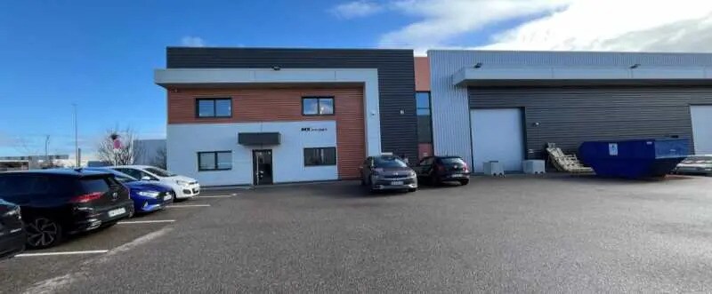 1623 Avenue Henri Schneider, Jonage en alquiler Foto del edificio- Imagen 1 de 4