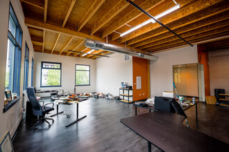 2512 SE 25th Ave, Portland, OR en alquiler Foto del interior- Imagen 1 de 4