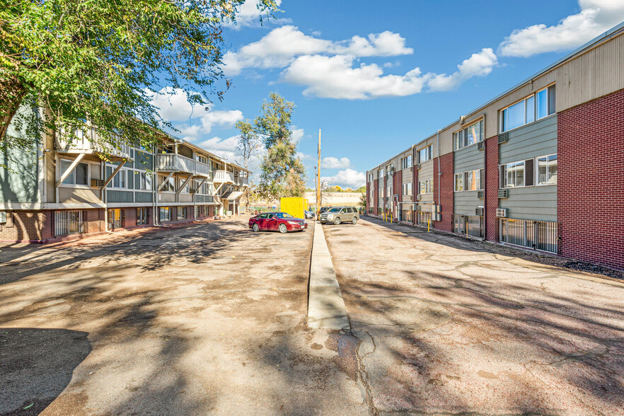 Colorado Springs Portfolio cartera de 3 inmuebles en venta en LoopNet.es - Foto del edificio - Imagen 2 de 100