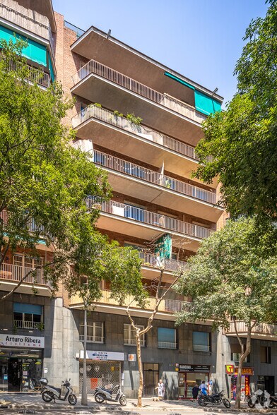 Carrer de la Indústria, 267-269, Barcelona, Barcelona en venta - Foto principal - Imagen 1 de 1