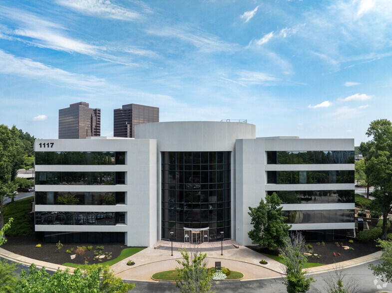 1117 Perimeter Ctr W, Atlanta, GA en alquiler - Foto del edificio - Imagen 2 de 20