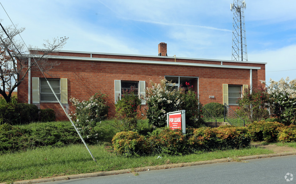 2118 Enterprise Rd, Greensboro, NC en alquiler - Foto del edificio - Imagen 2 de 3