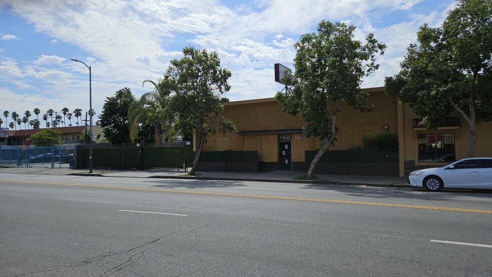 5017 S Western Ave, Los Angeles, CA en alquiler - Foto del edificio - Imagen 2 de 52