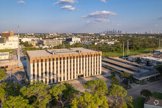 1919 N Loop W, Houston, TX - vista aérea  vista de mapa - Image1