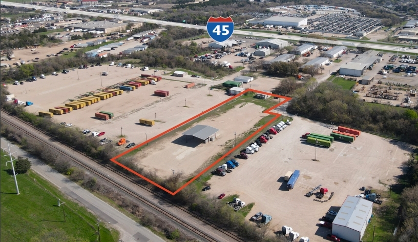 1013 S Interstate 45 Service Rd, Hutchins, TX en alquiler - Foto principal - Imagen 1 de 2