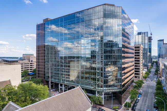 Más detalles de 701 Brazos St, Austin, TX - Oficina en alquiler