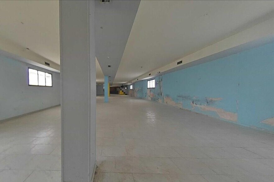 Nave en Ponferrada, León en venta - Foto del edificio - Imagen 3 de 28
