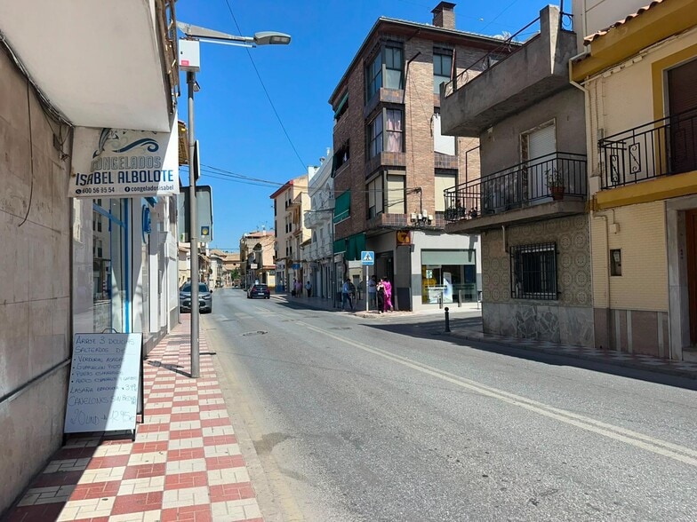 Calle Granada, 46, Albolote, Granada en alquiler - Foto del edificio - Imagen 3 de 8