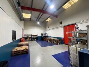 16 Caswell Rd, Northampton en alquiler Foto del interior- Imagen 2 de 2