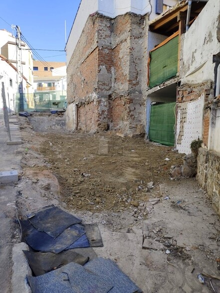 Terreno en Miraflores de la Sierra, Madrid en venta - Foto del edificio - Imagen 2 de 4