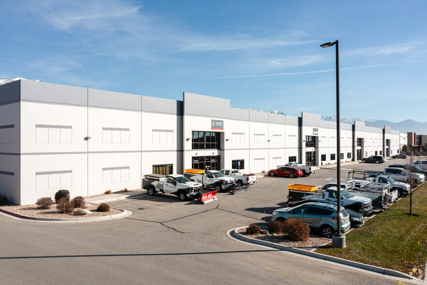 777-821 S Auto Mall Dr, American Fork, UT en alquiler - Foto del edificio - Imagen 2 de 5