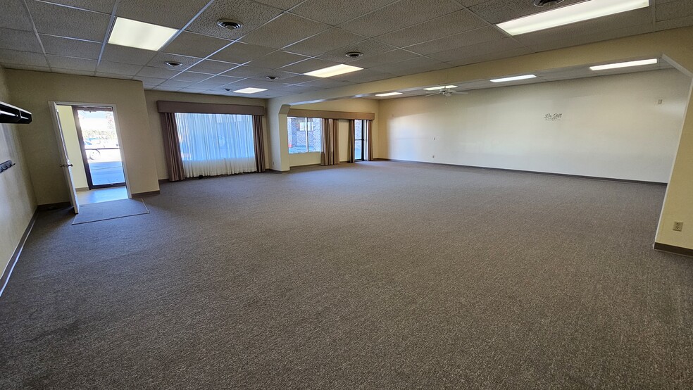 229 Broadway Ave S, Cokato, MN en alquiler - Foto del interior - Imagen 3 de 10