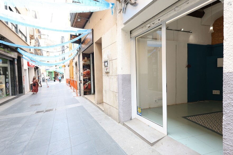 Local en El Vendrell, Tarragona en alquiler - Foto del edificio - Imagen 3 de 4