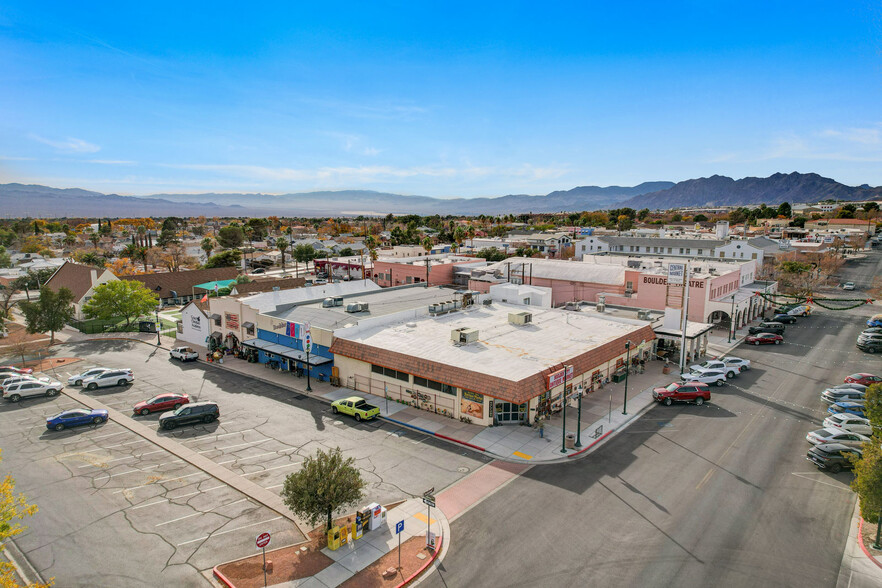 1101 Arizona St, Boulder City, NV en venta - Foto del edificio - Imagen 3 de 13