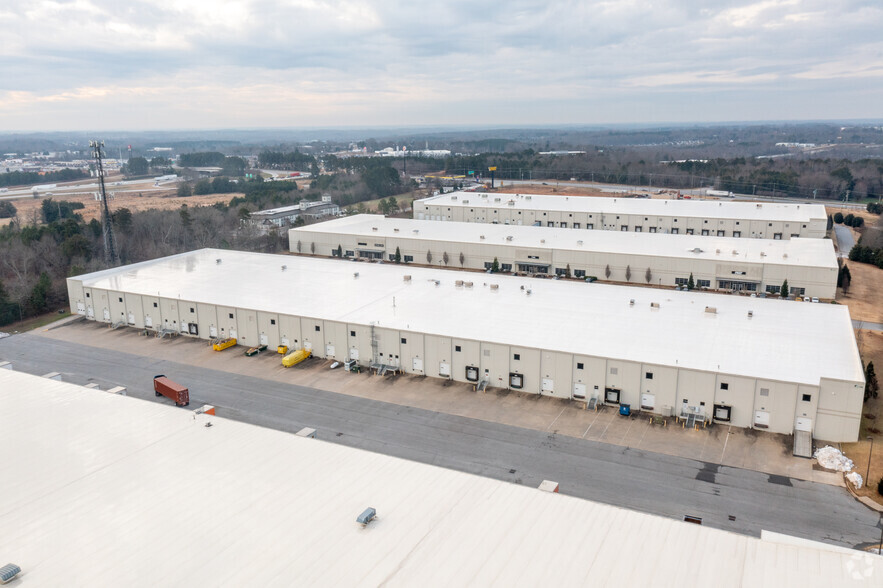 130 Caliber Ridge Dr, Greer, SC en alquiler - Foto del edificio - Imagen 3 de 7