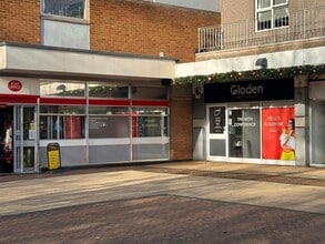 North Walk, Yate en alquiler Foto del edificio- Imagen 2 de 2