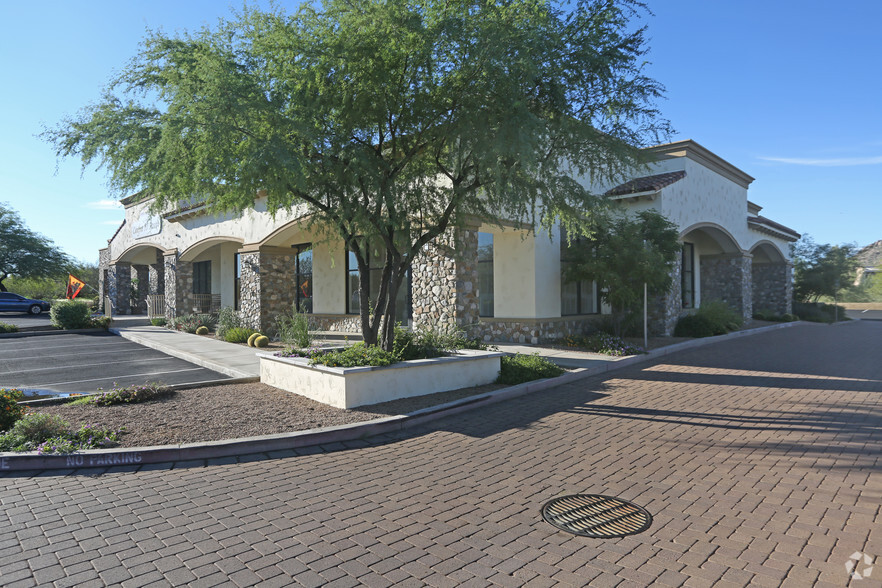 7509 E Cave Creek Rd, Carefree, AZ en alquiler - Foto del edificio - Imagen 3 de 7