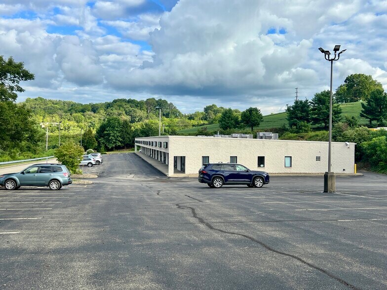 1036-1062 Corporate Ln, Export, PA en alquiler - Foto del edificio - Imagen 3 de 6