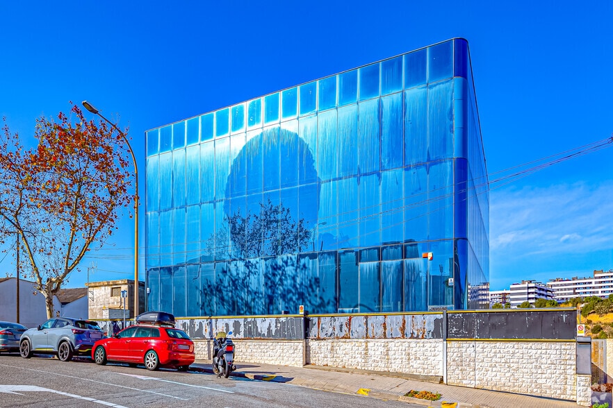 Carrer Joan de la Cierva, 19, Sant Just Desvern, Barcelona en venta - Foto del edificio - Imagen 3 de 22