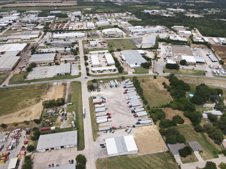 200 Industrial Blvd, Mansfield, TX en venta - Foto del edificio - Imagen 2 de 13