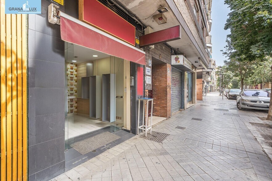 Calle San Juan de Dios, 32, Granada, Granada en venta - Foto del edificio - Imagen 3 de 8