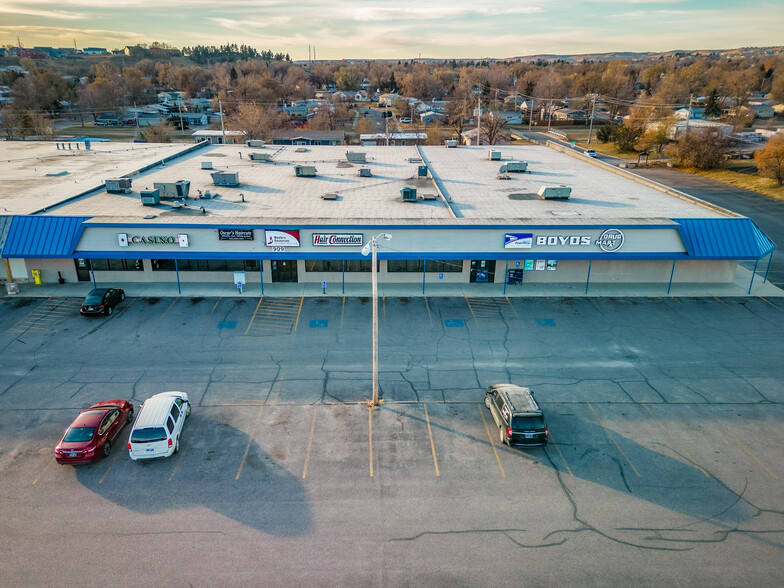 909 E St Patrick St, Rapid City, SD en alquiler - Foto del edificio - Imagen 3 de 28