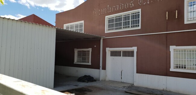 Más detalles de Nave en alquiler