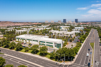 9012 Research Dr, Irvine, CA - VISTA AÉREA  vista de mapa