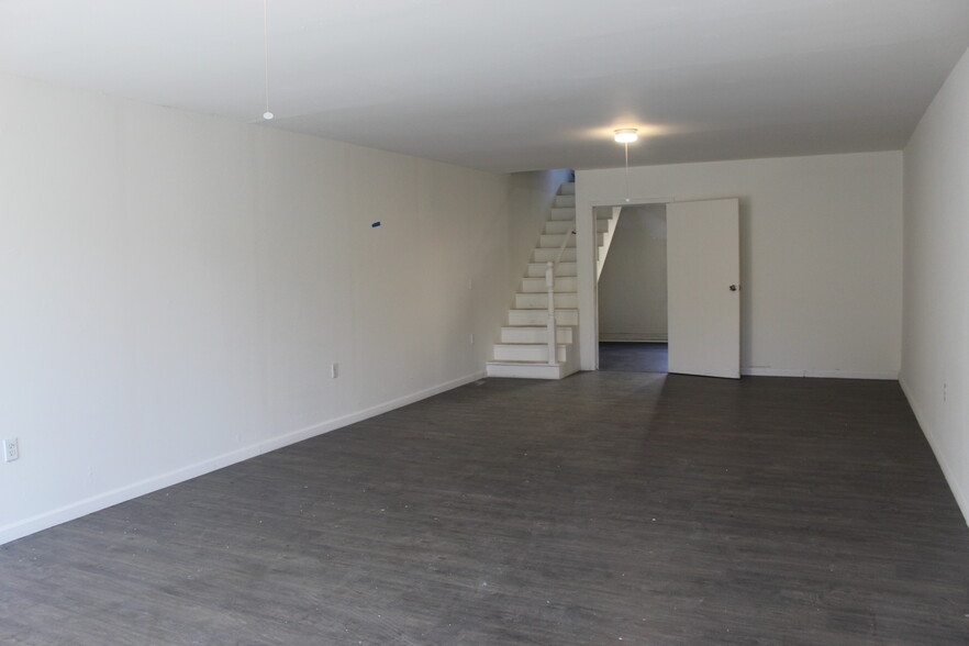 2879-2887 38th Ave, Oakland, CA en alquiler - Foto del interior - Imagen 3 de 7