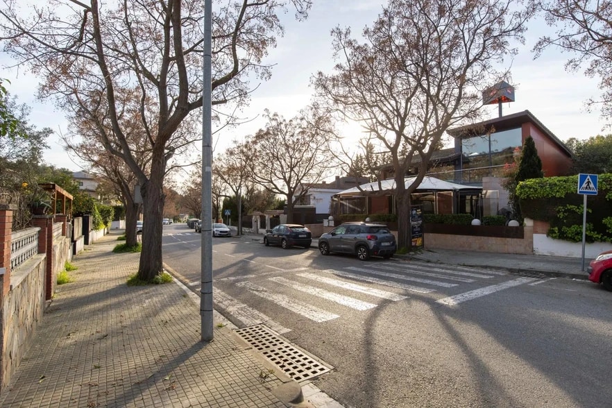 Carrer Can Barata, 8, Sant Cugat del Vallès, Barcelona en venta - Foto del edificio - Imagen 3 de 41