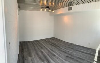 14200-14238 SW 136th St, Miami, FL en alquiler Foto del interior- Imagen 1 de 16