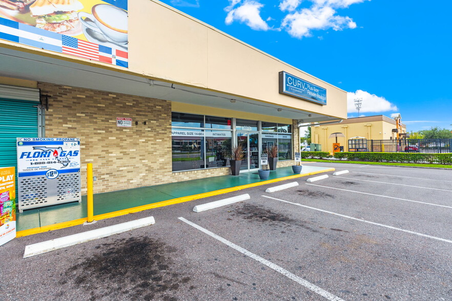 6815-6821 N Dale Mabry Hwy, Tampa, FL en venta - Foto del edificio - Imagen 3 de 16