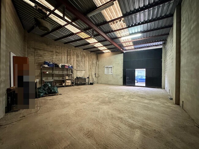 Más detalles de Nave en venta