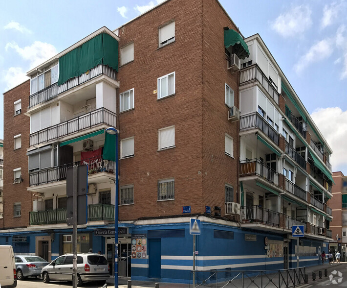 Calle Seminario, Leganés, Madrid en venta - Foto del edificio - Imagen 2 de 2