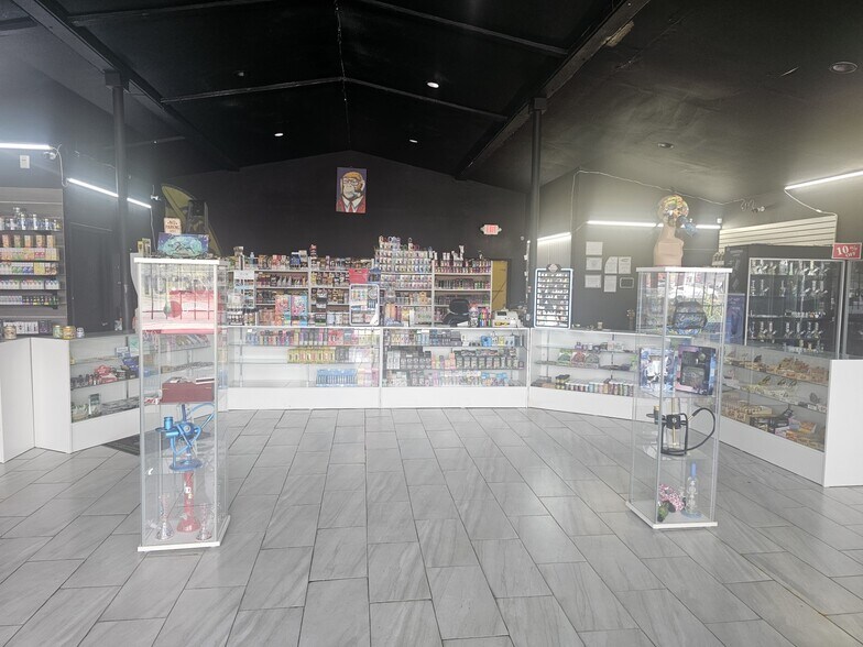 5940 Merrill Rd, Jacksonville, FL en venta - Foto del edificio - Imagen 3 de 8