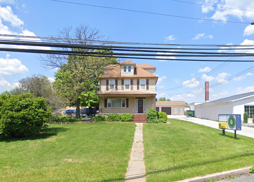 4743 Ridge Rd, Baltimore, MD en venta - Foto principal - Imagen 1 de 8