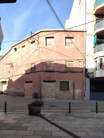 Nave en Canovelles, Barcelona en venta - Foto del edificio - Imagen 2 de 3