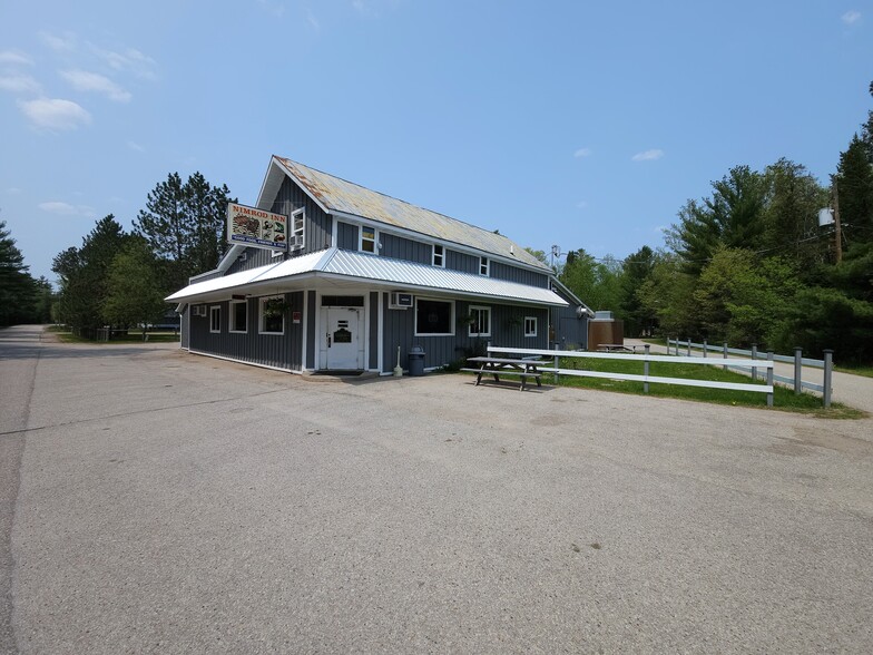 N12808 Northway Dr, Athelstane, WI en venta - Foto del edificio - Imagen 1 de 65