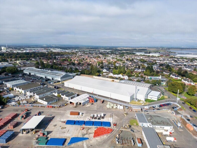 1-5 Abbotsinch Rd, Grangemouth en alquiler - Foto del edificio - Imagen 3 de 21