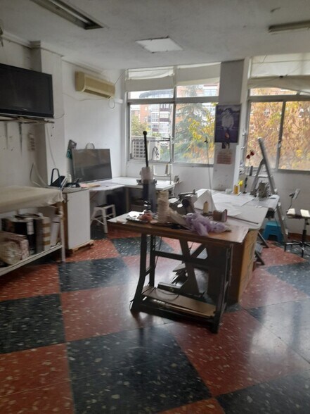 Local en Cáceres, Cáceres en venta - Foto del edificio - Imagen 3 de 40