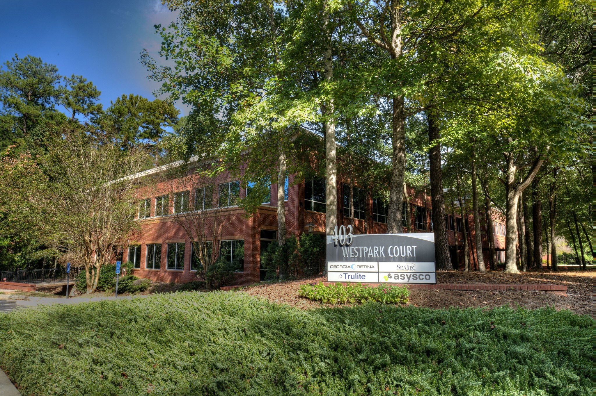 403 Westpark Ct, Peachtree City, GA en alquiler Foto del edificio- Imagen 1 de 14