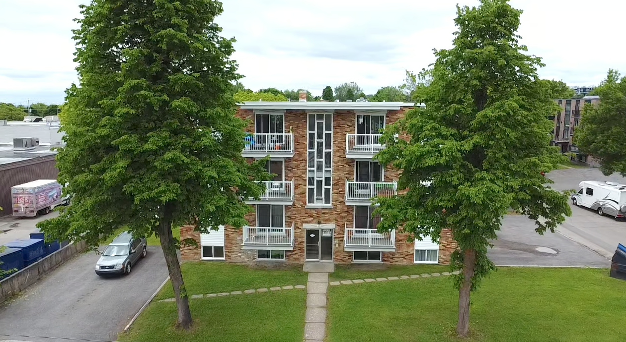 Portfolio du Patelin , Les Rivières cartera de 5 inmuebles en venta en LoopNet.es Foto del edificio- Imagen 1 de 6