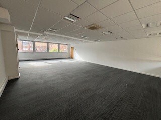 2-10 St. Johns St, Bedford en alquiler - Foto del edificio - Imagen 3 de 5