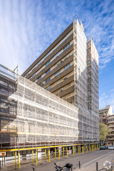 Travessera De Les Corts, Barcelona, Barcelona en alquiler - Foto del edificio - Imagen 3 de 4