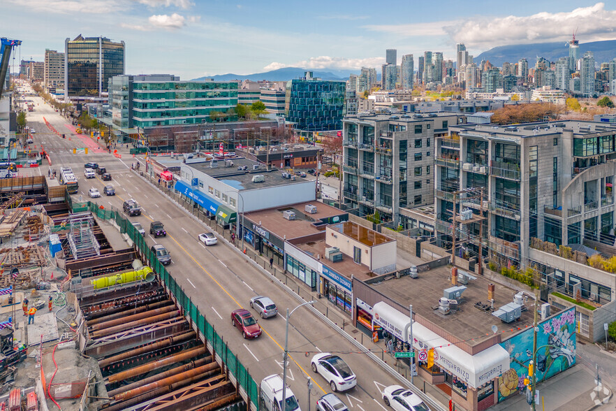 409-411 W Broadway, Vancouver, BC en venta - Vista aérea - Imagen 2 de 3