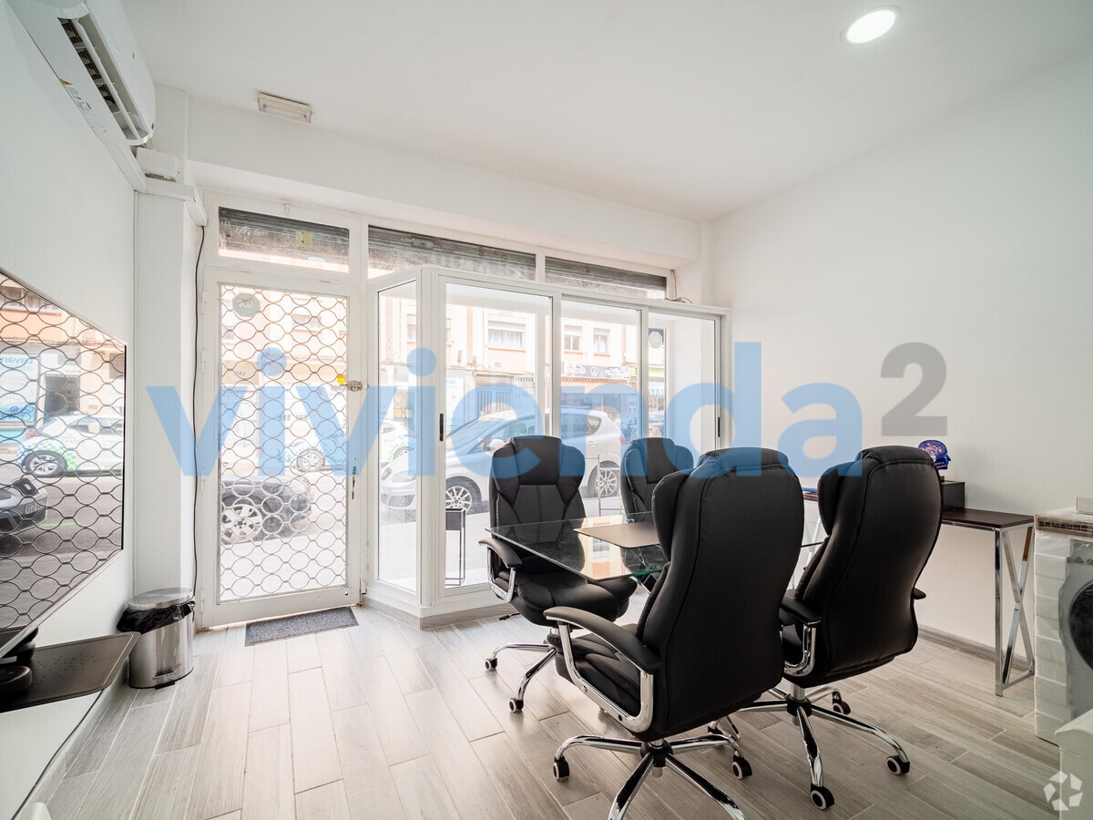 Madrid, MAD 28017 - - - Foto del interior - Image 2 of 13